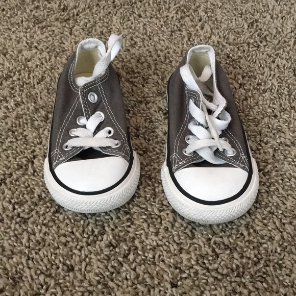 Converse Other - Toddler gray converse size 5